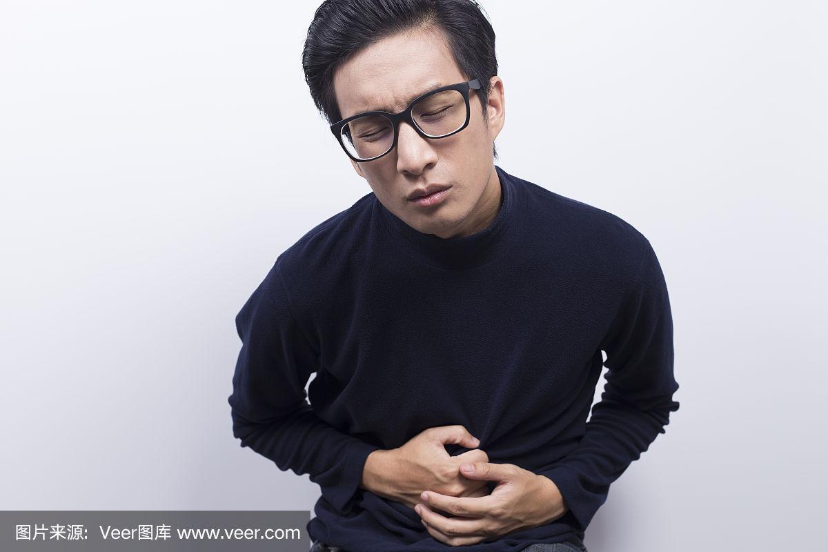 最新男主胃疼视频，情感深处的共鸣与触动引发的思考